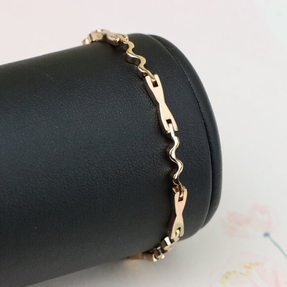 "Wavy Link Rose Gold Bracelet in High-Polish Finish, XPBL0882 - Picture 8 of 12